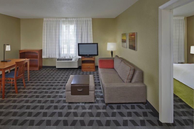 Towneplace Suites By Marriott St. Petersburg Clearwater Esterno foto